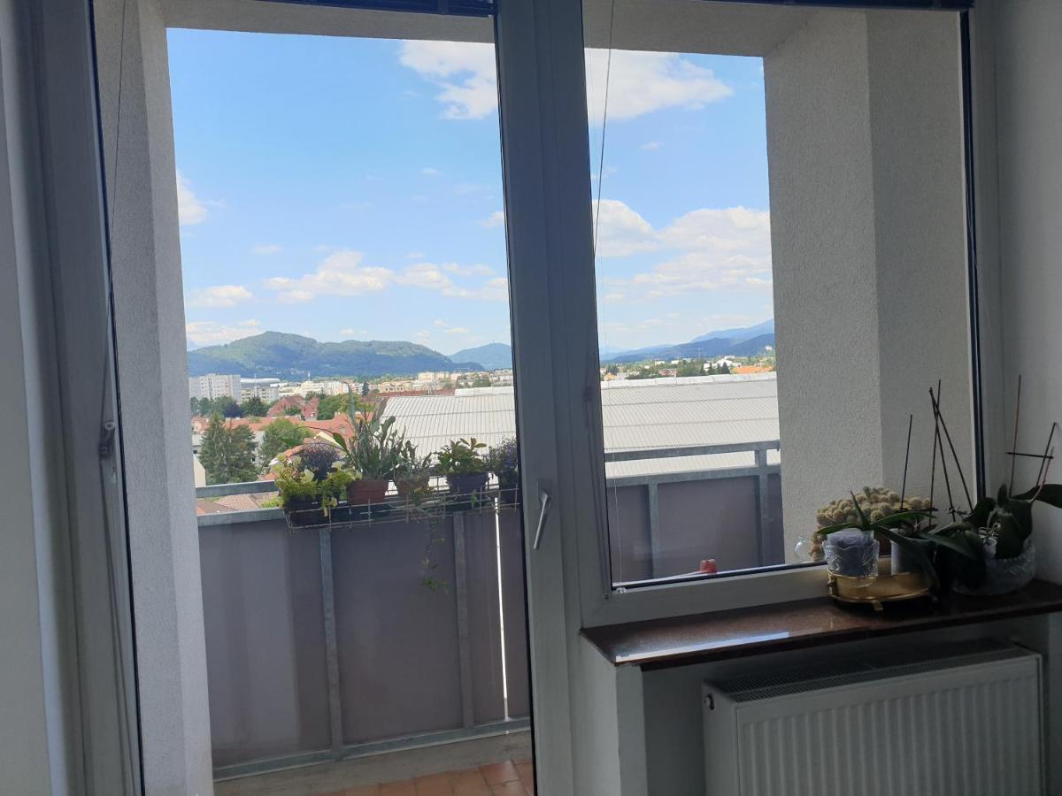 Messe Apartment Клагенфурт Екстериор снимка