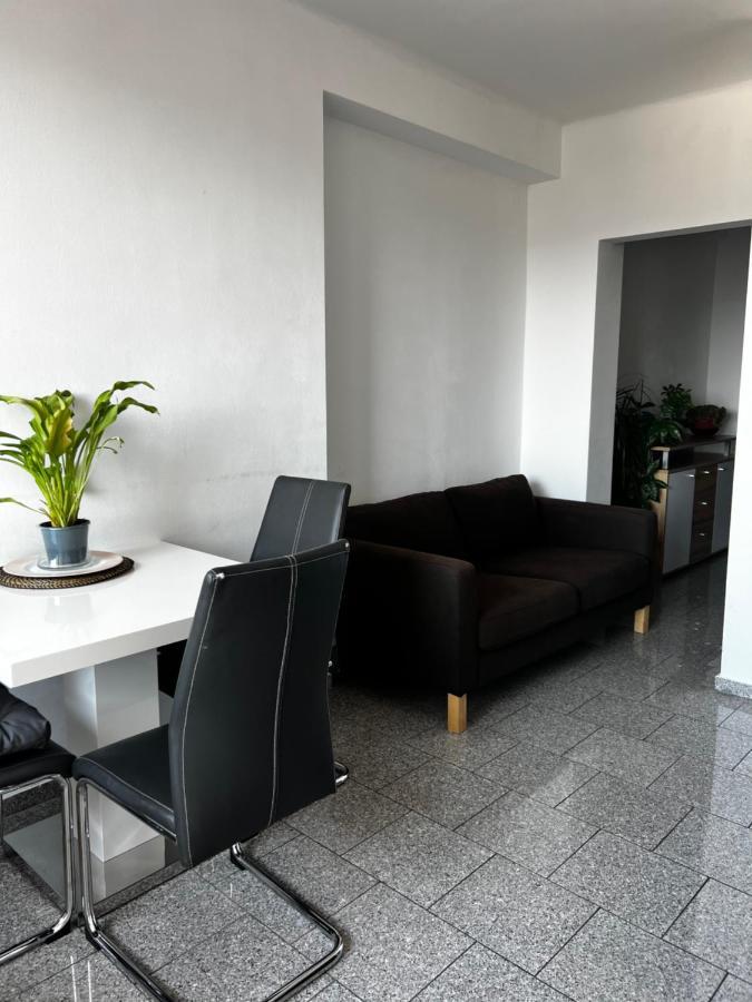 Messe Apartment Клагенфурт Екстериор снимка