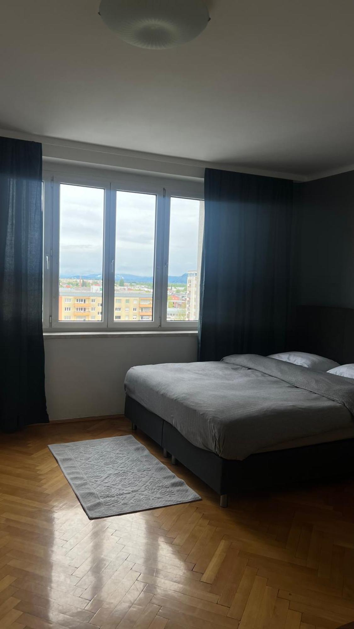 Messe Apartment Клагенфурт Екстериор снимка